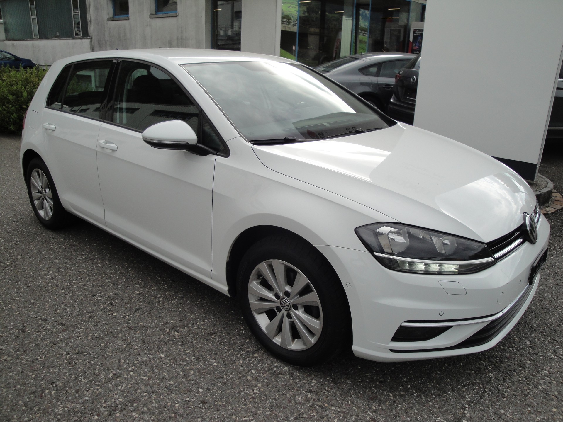 VW Golf 1.0 TSI Comfort-image-8