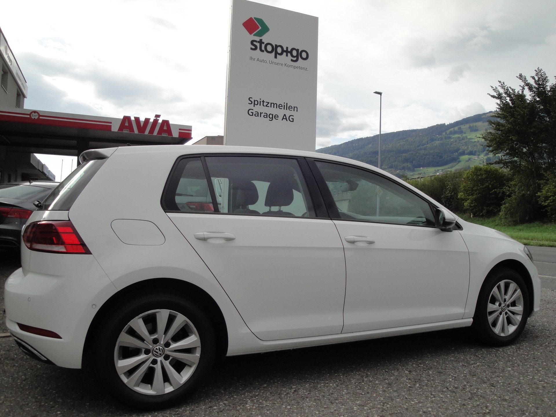 VW Golf 1.0 TSI Comfort-image-6