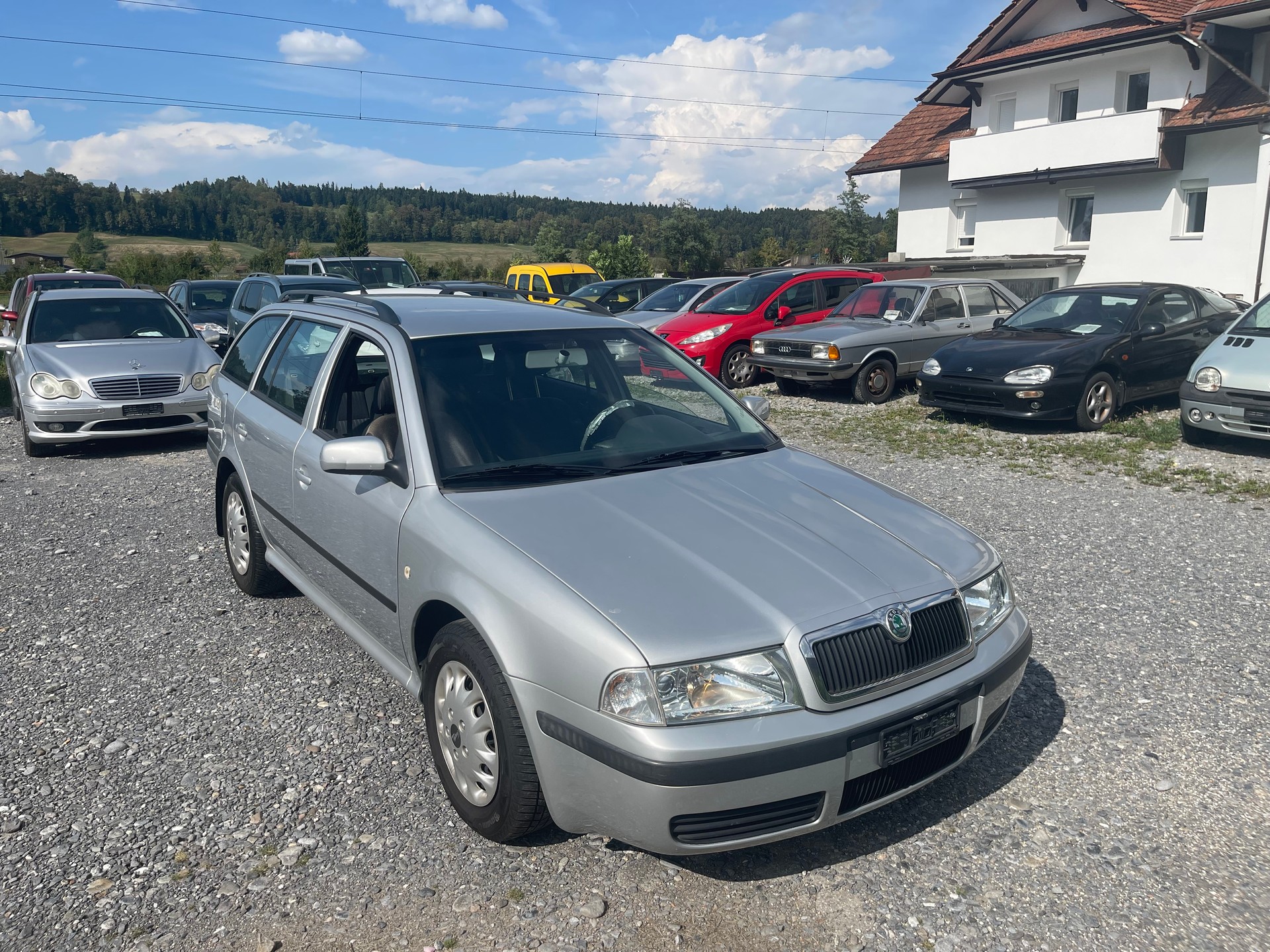 SKODA Octavia 2.0 Elegance-image-2