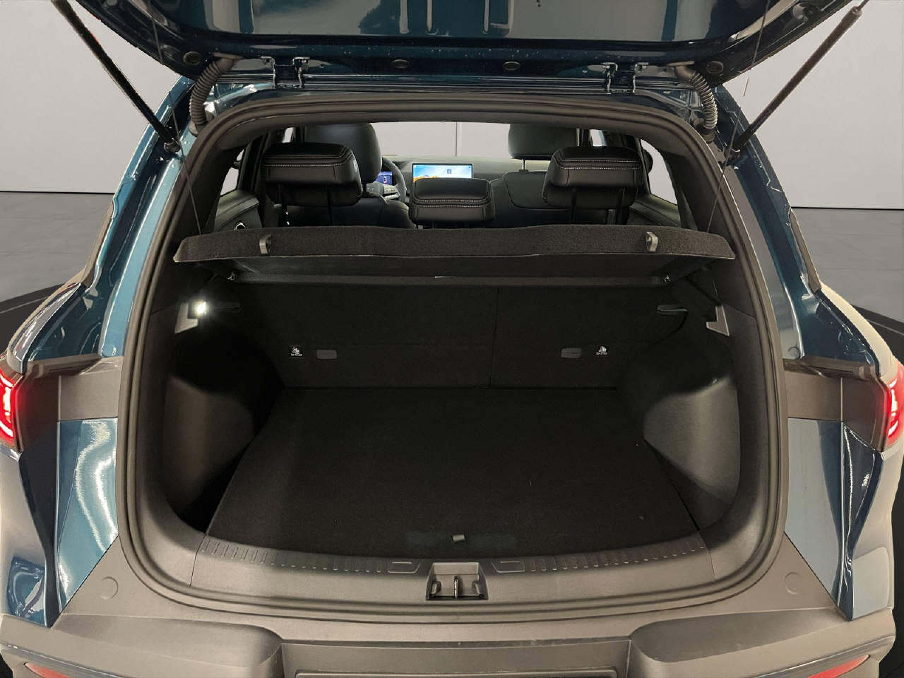 BYD Atto 2 DM-i Boost-image-15