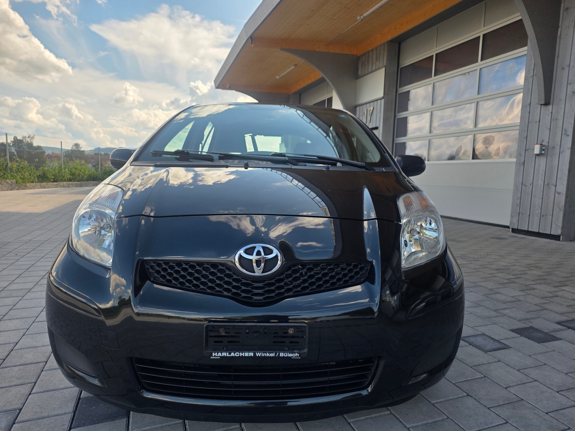 TOYOTA Yaris 1.33 Look Multimode