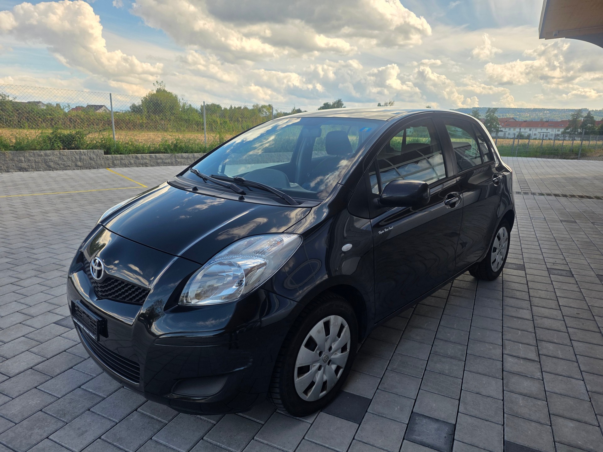 TOYOTA Yaris 1.33 Look Multimode-image-3