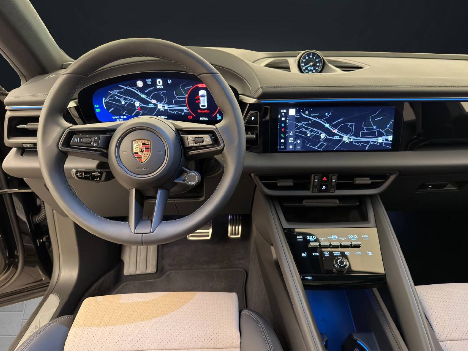 PORSCHE Macan 4S-image-15