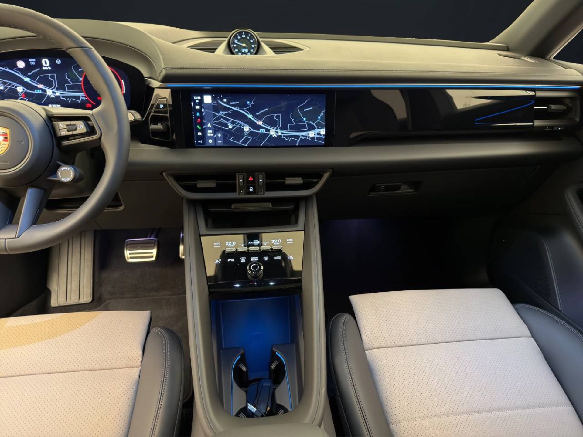 PORSCHE Macan 4S-image-21