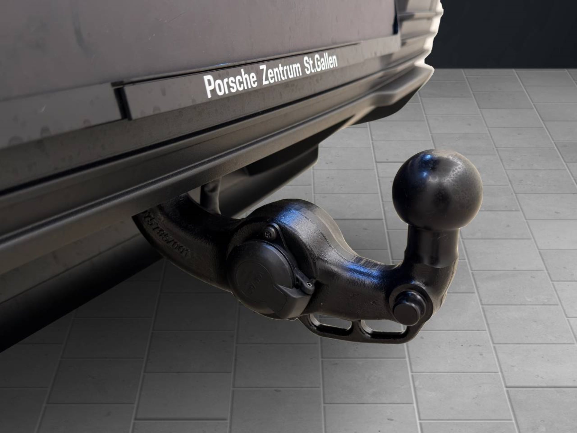 PORSCHE Macan 4S-image-11