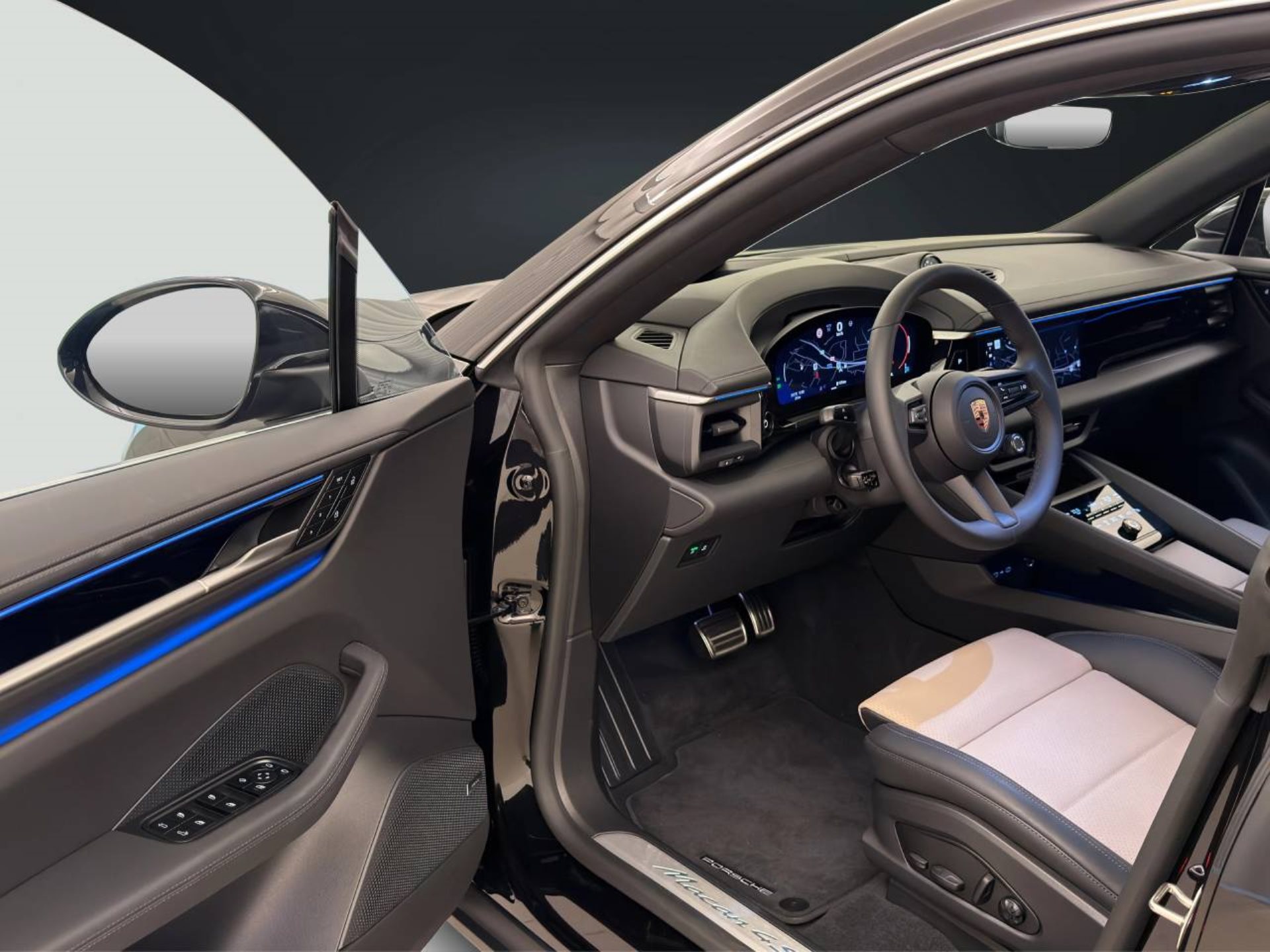 PORSCHE Macan 4S-image-3