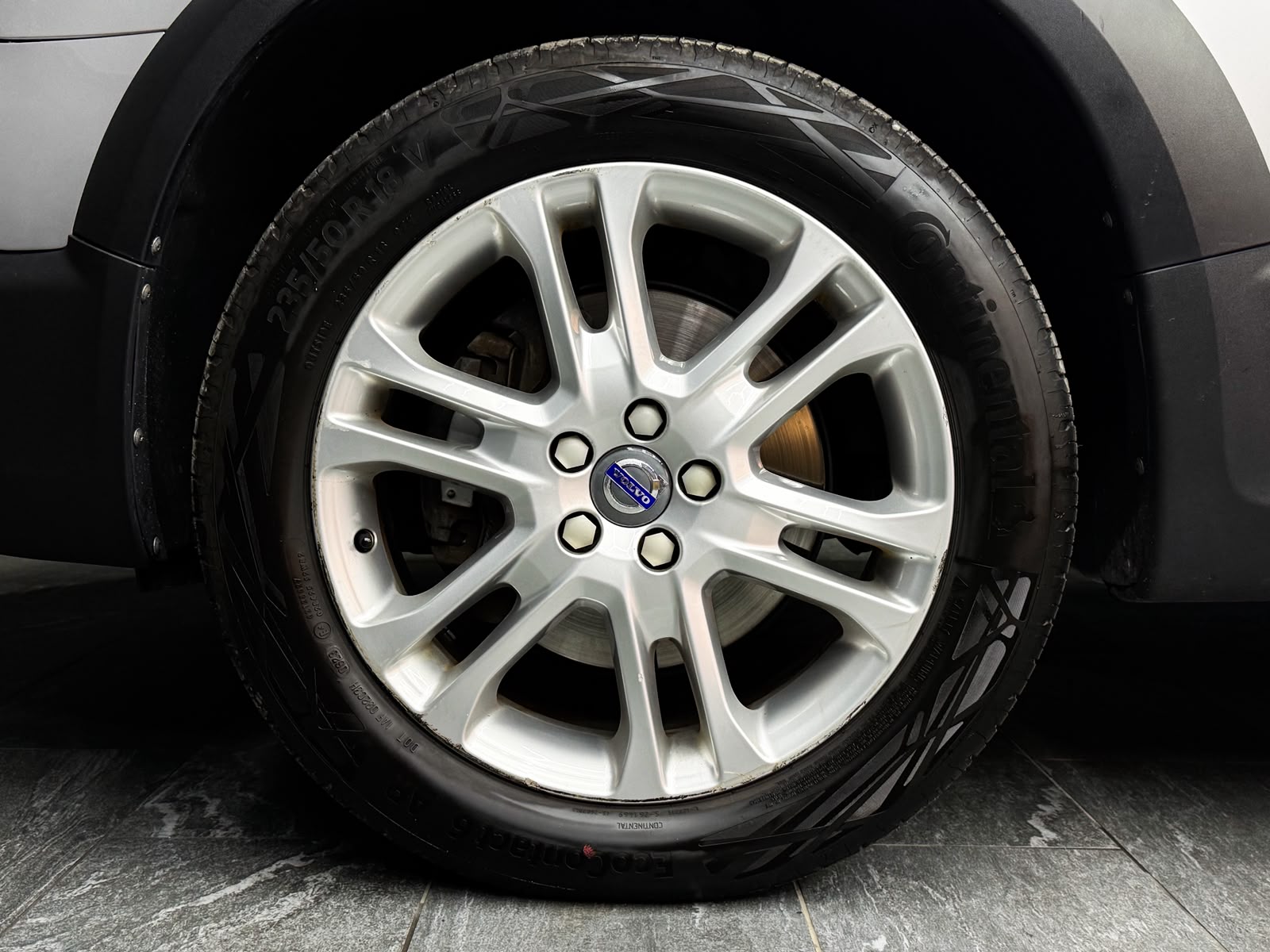 VOLVO XC70 D5 AWD *AHK* Kinetic Dynamic Edition Geartronic-image-19