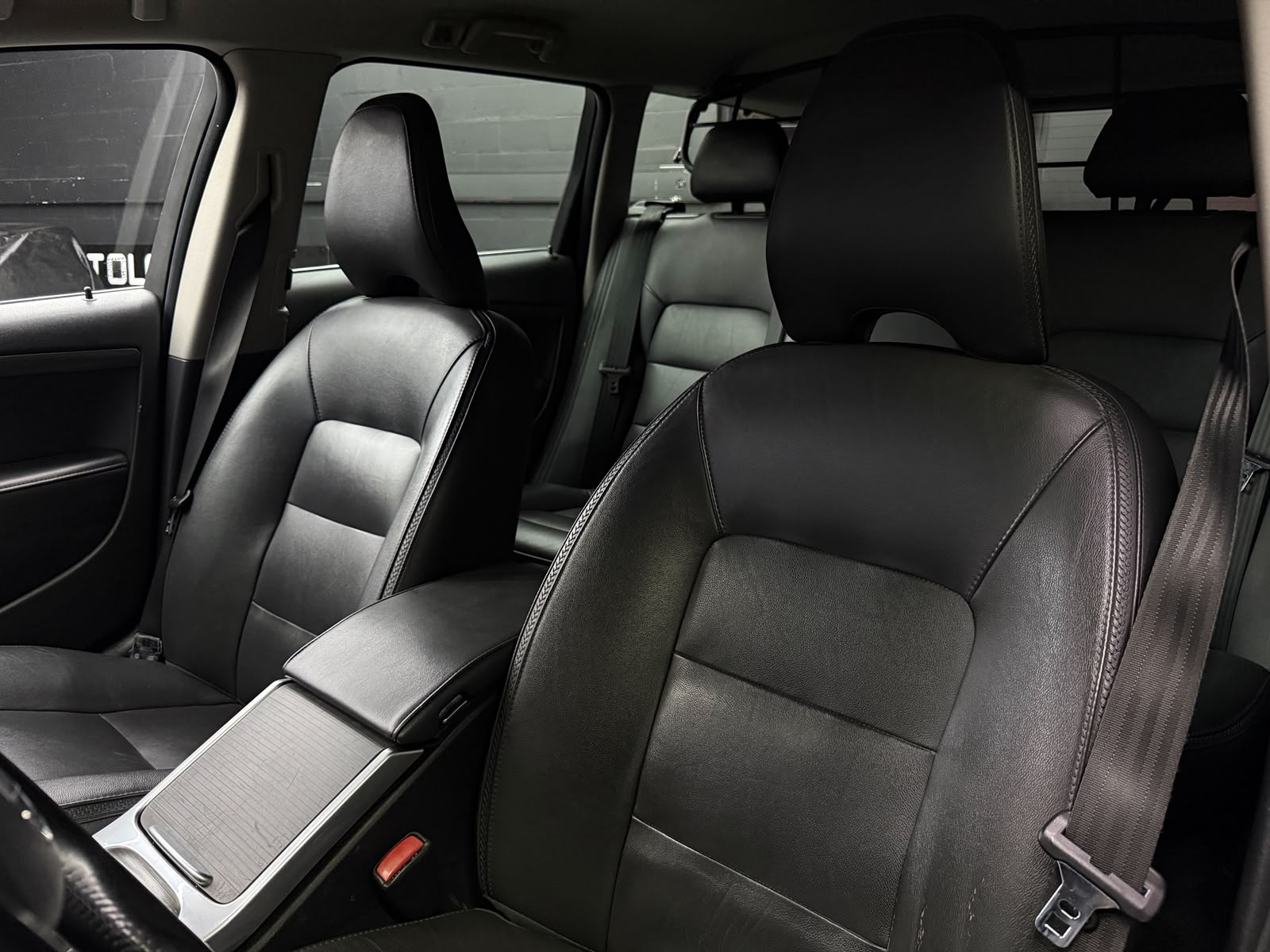 VOLVO XC70 D5 AWD *AHK* Kinetic Dynamic Edition Geartronic-image-17