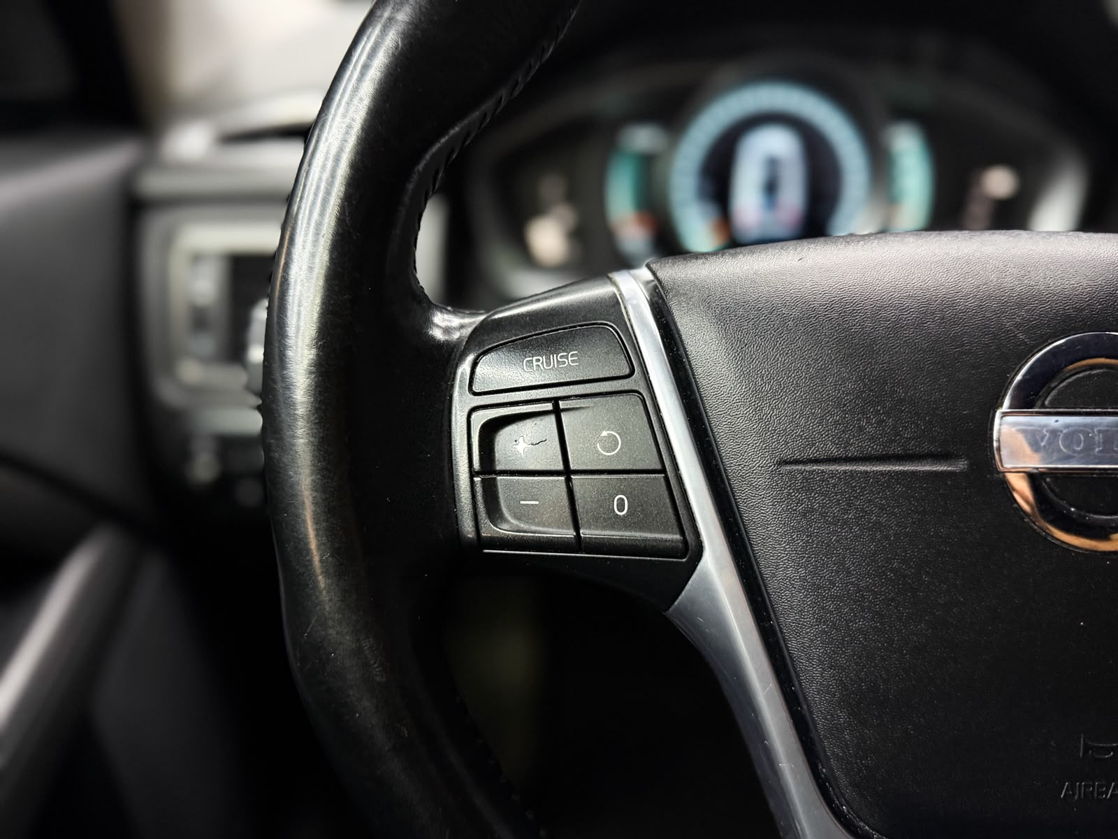 VOLVO XC70 D5 AWD *AHK* Kinetic Dynamic Edition Geartronic-image-12
