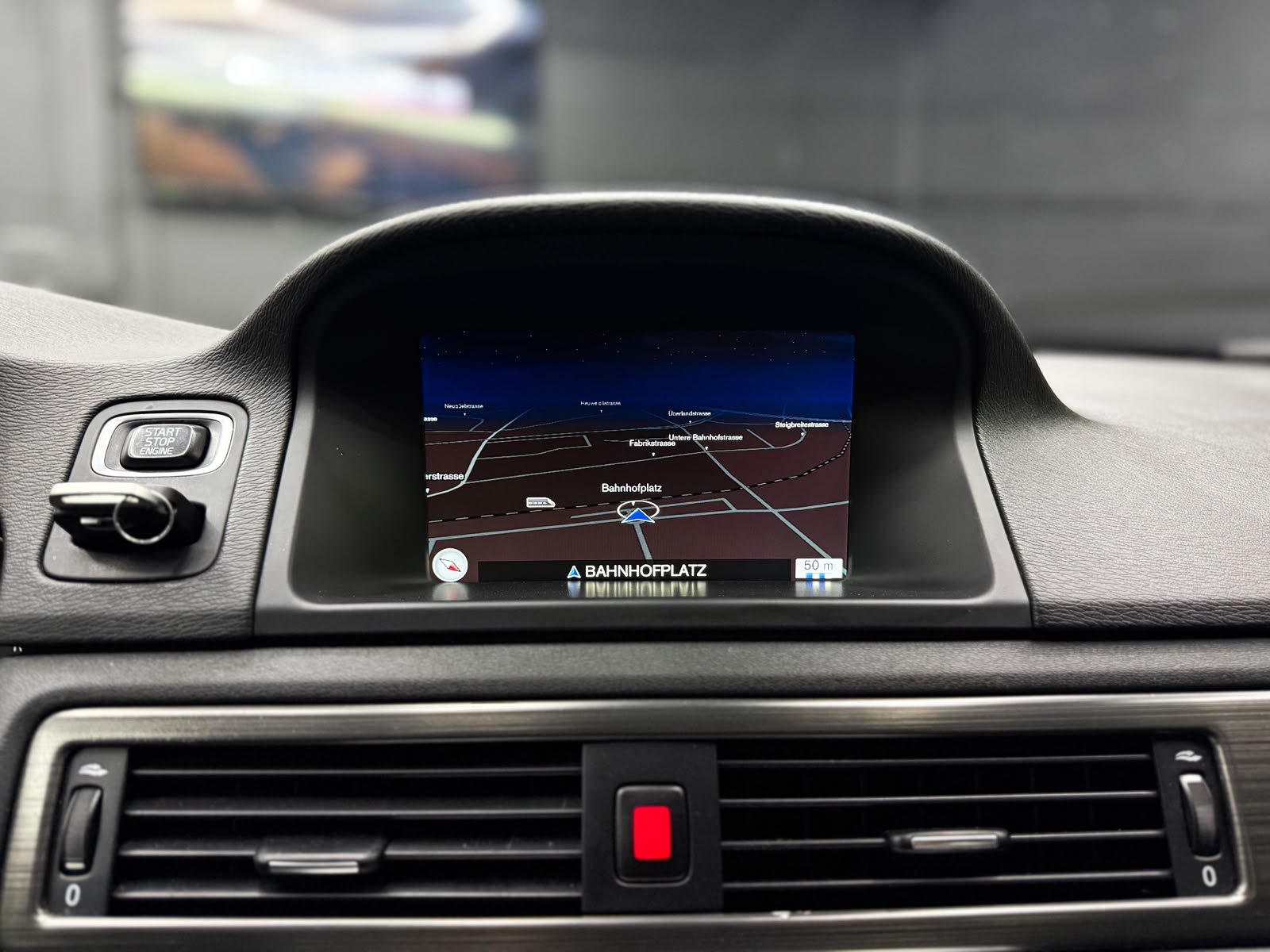 VOLVO XC70 D5 AWD *AHK* Kinetic Dynamic Edition Geartronic-image-16
