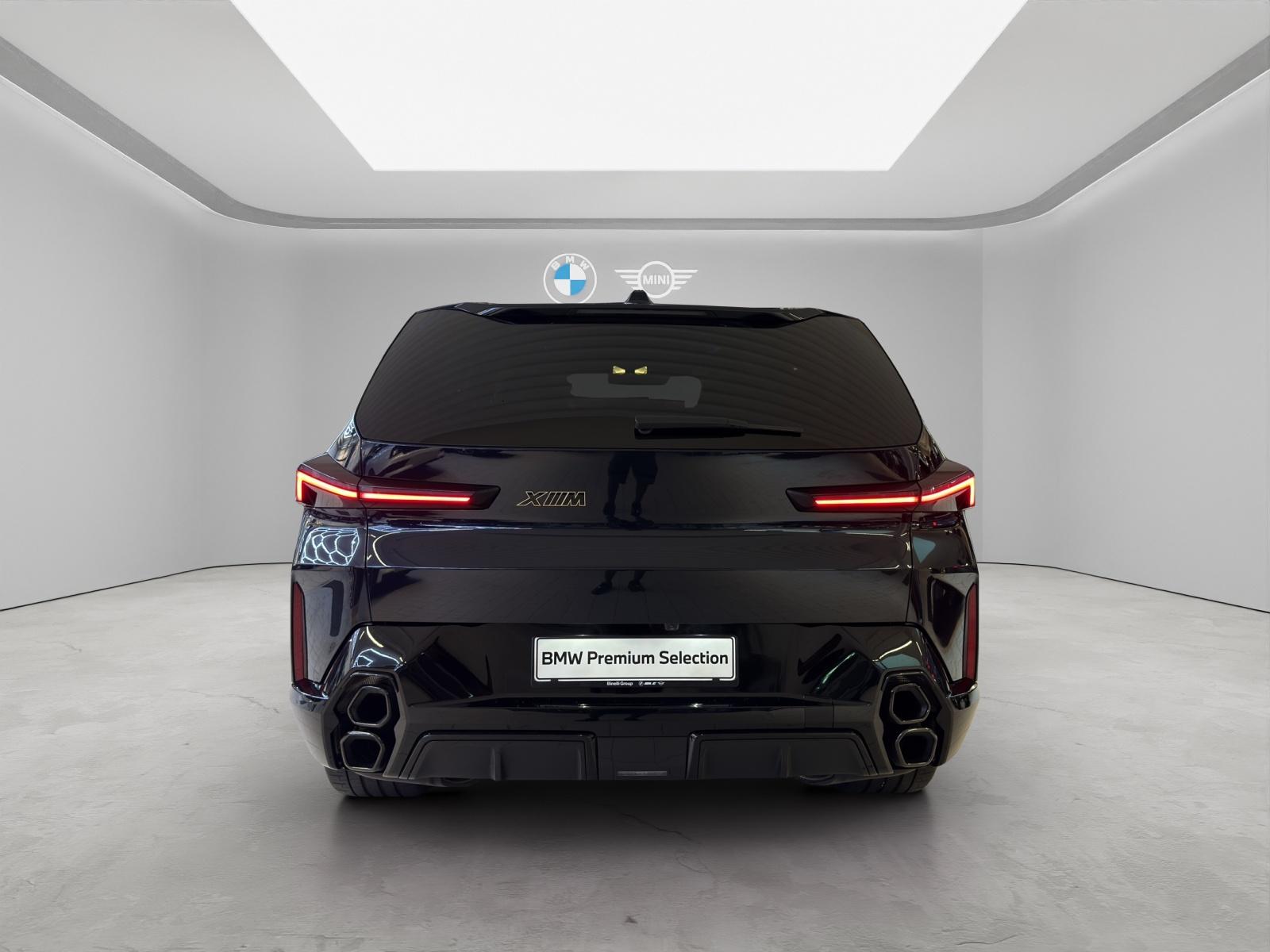 BMW XM-image-4