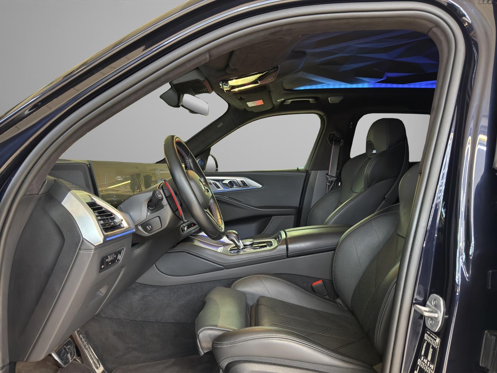 BMW XM-image-11