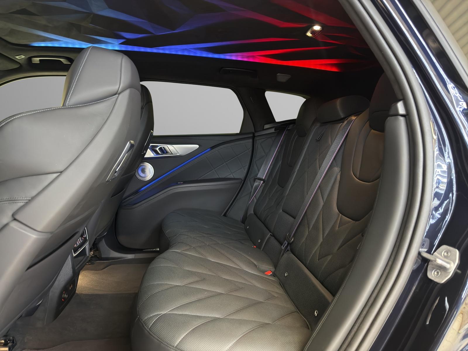 BMW XM-image-20