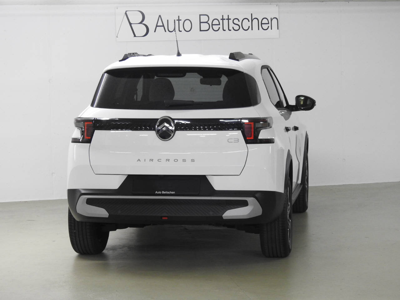 CITROEN C3 Aircross 1.2 Hybrid Plus-image-6