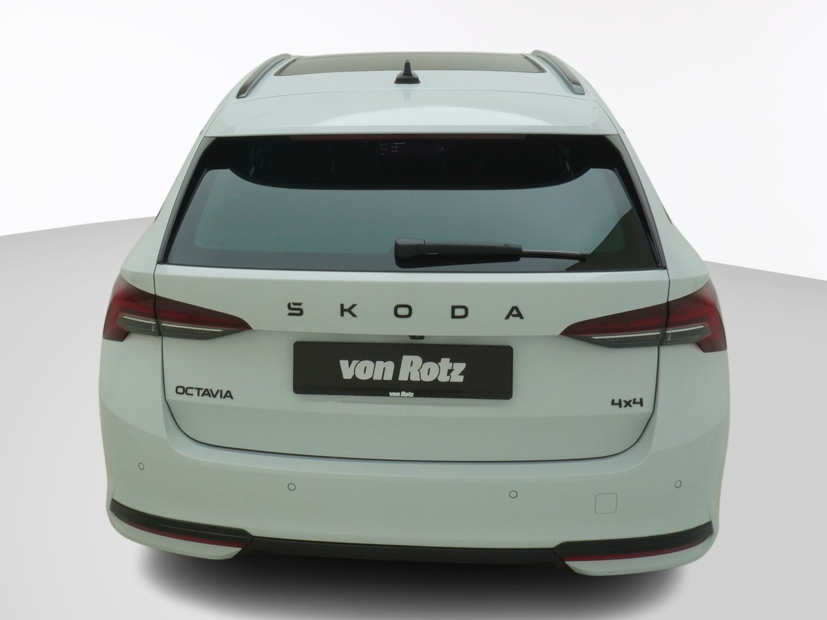 SKODA Octavia 2.0 TSI SportLine 4x4 DSG-image-3