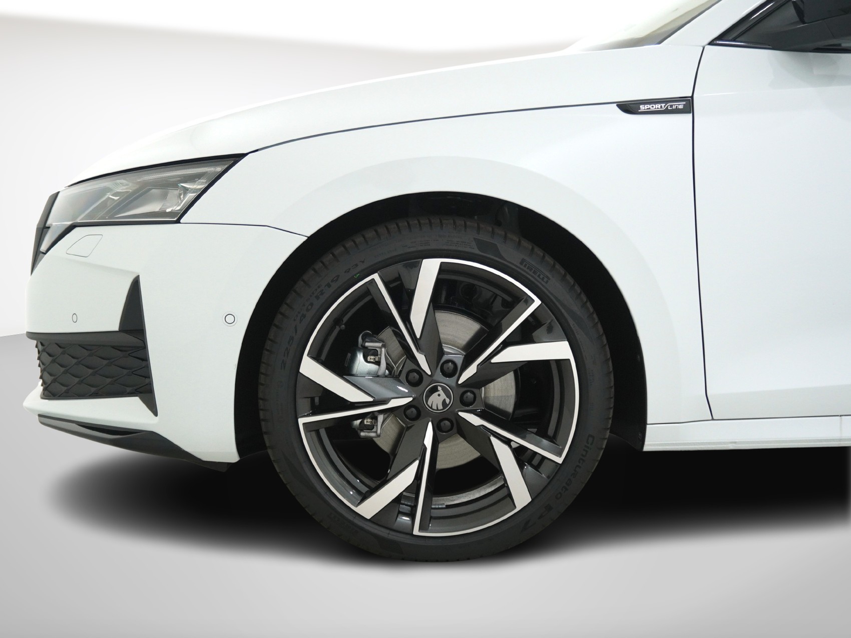 SKODA Octavia 2.0 TSI SportLine 4x4 DSG-image-5