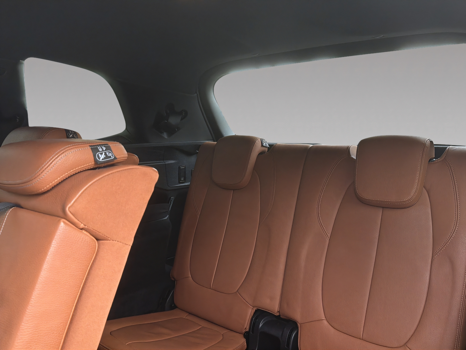 BMW 2er Reihe F46 Gran Tourer 218d-image-15