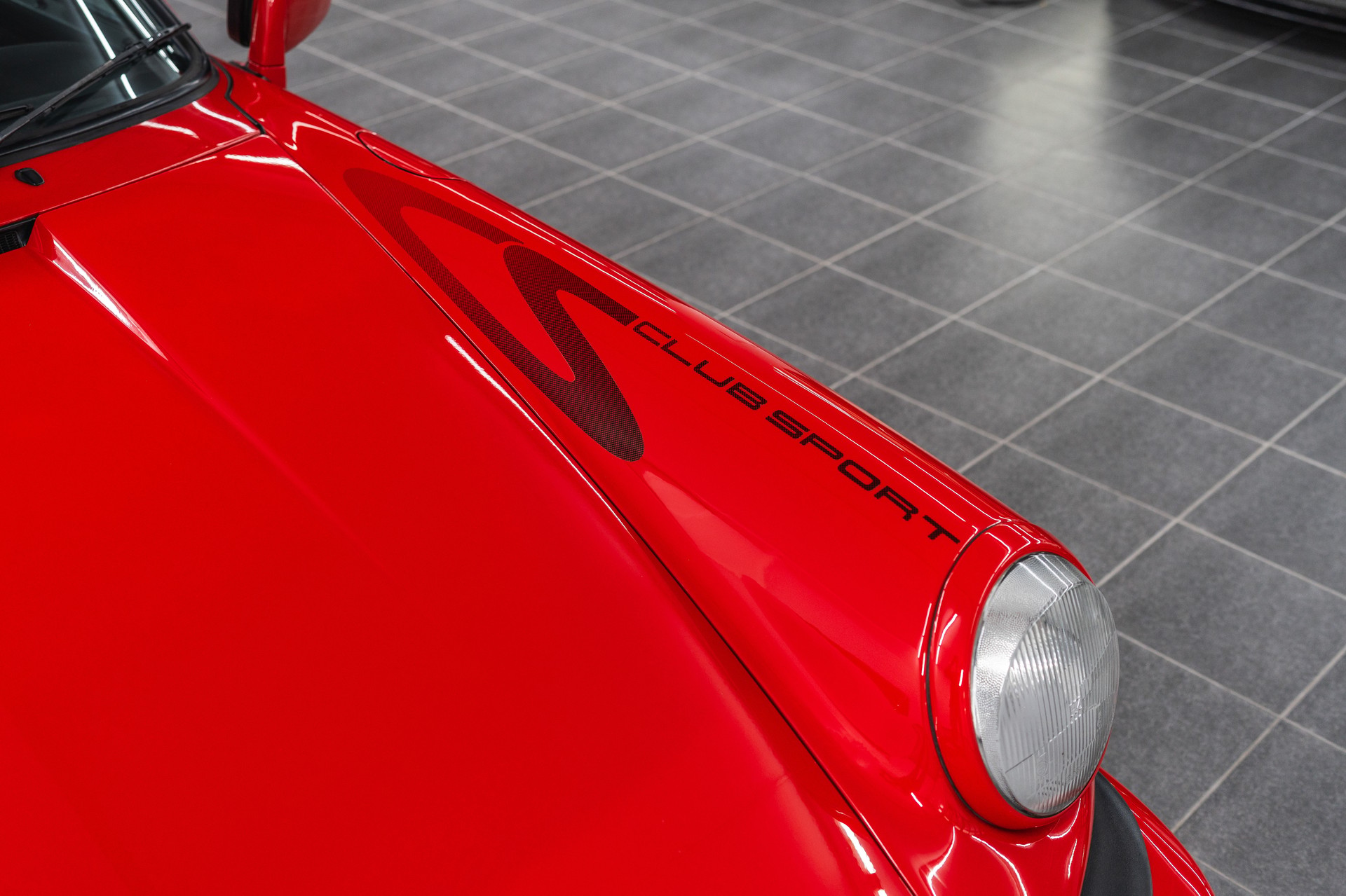 PORSCHE 911 Carrera Club Sport (Clubsport) CS-showroom-element-3