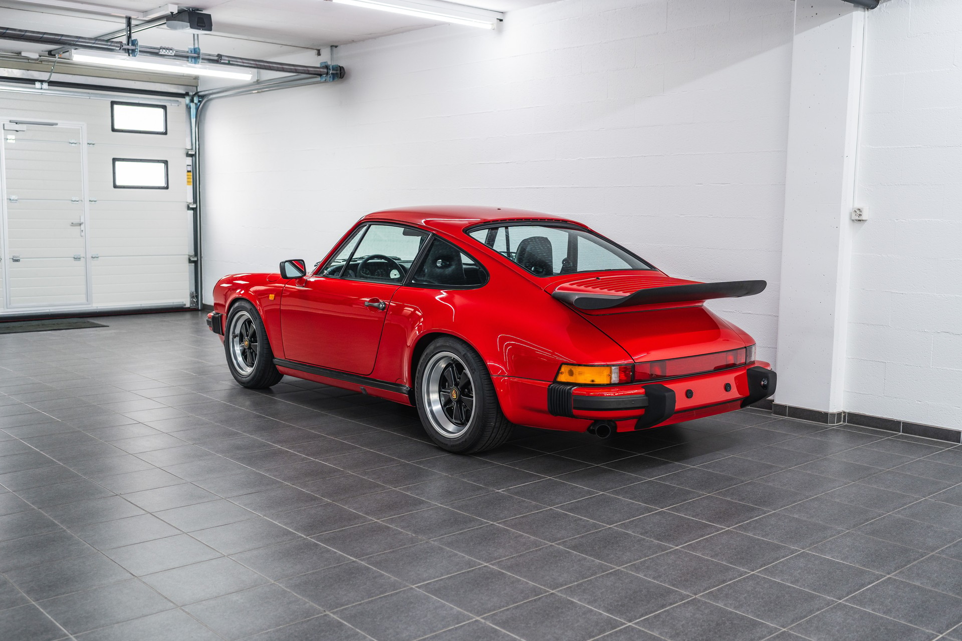 PORSCHE 911 Carrera Club Sport (Clubsport) CS-image-8