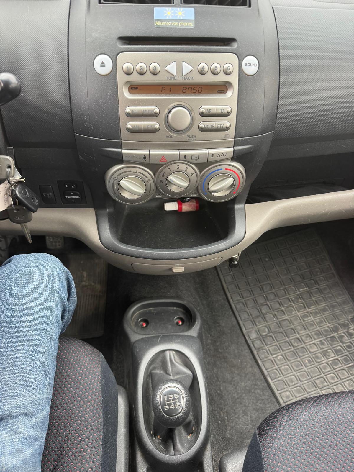 DAIHATSU Sirion 1.3 S eco-4WD-image-10