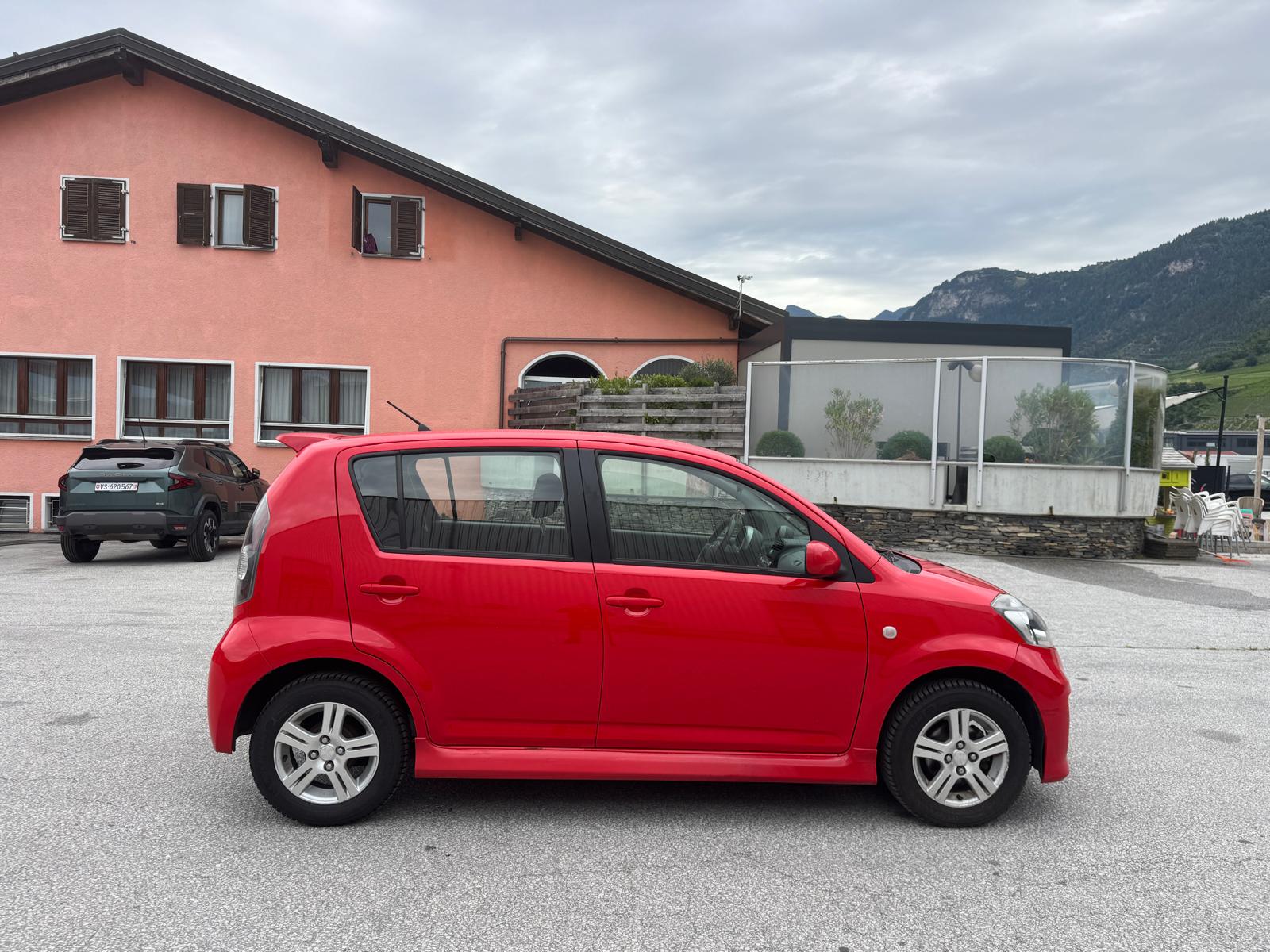 DAIHATSU Sirion 1.3 S eco-4WD-image-4