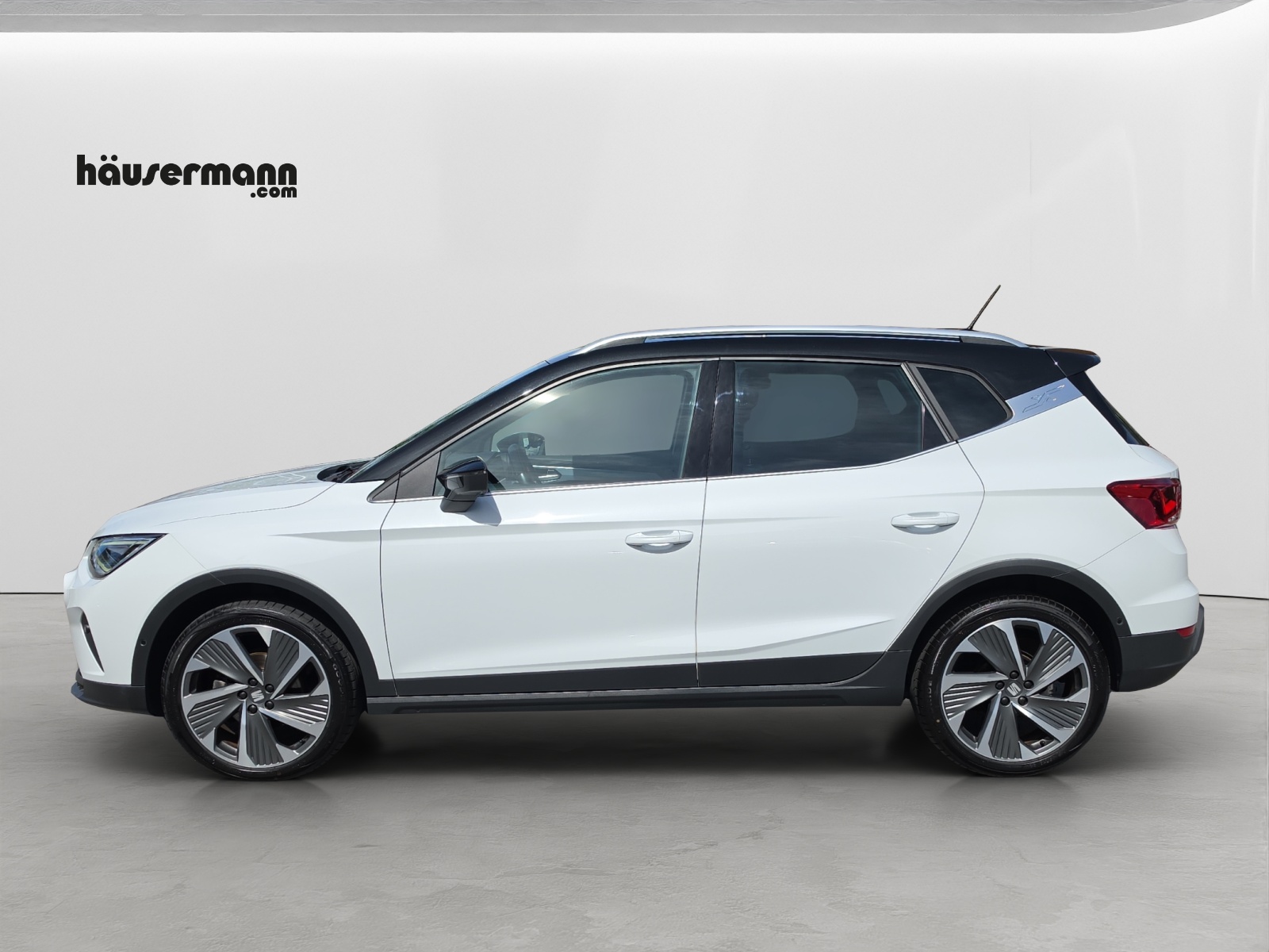 SEAT Arona 1.5 TSI FR DSG-image-2