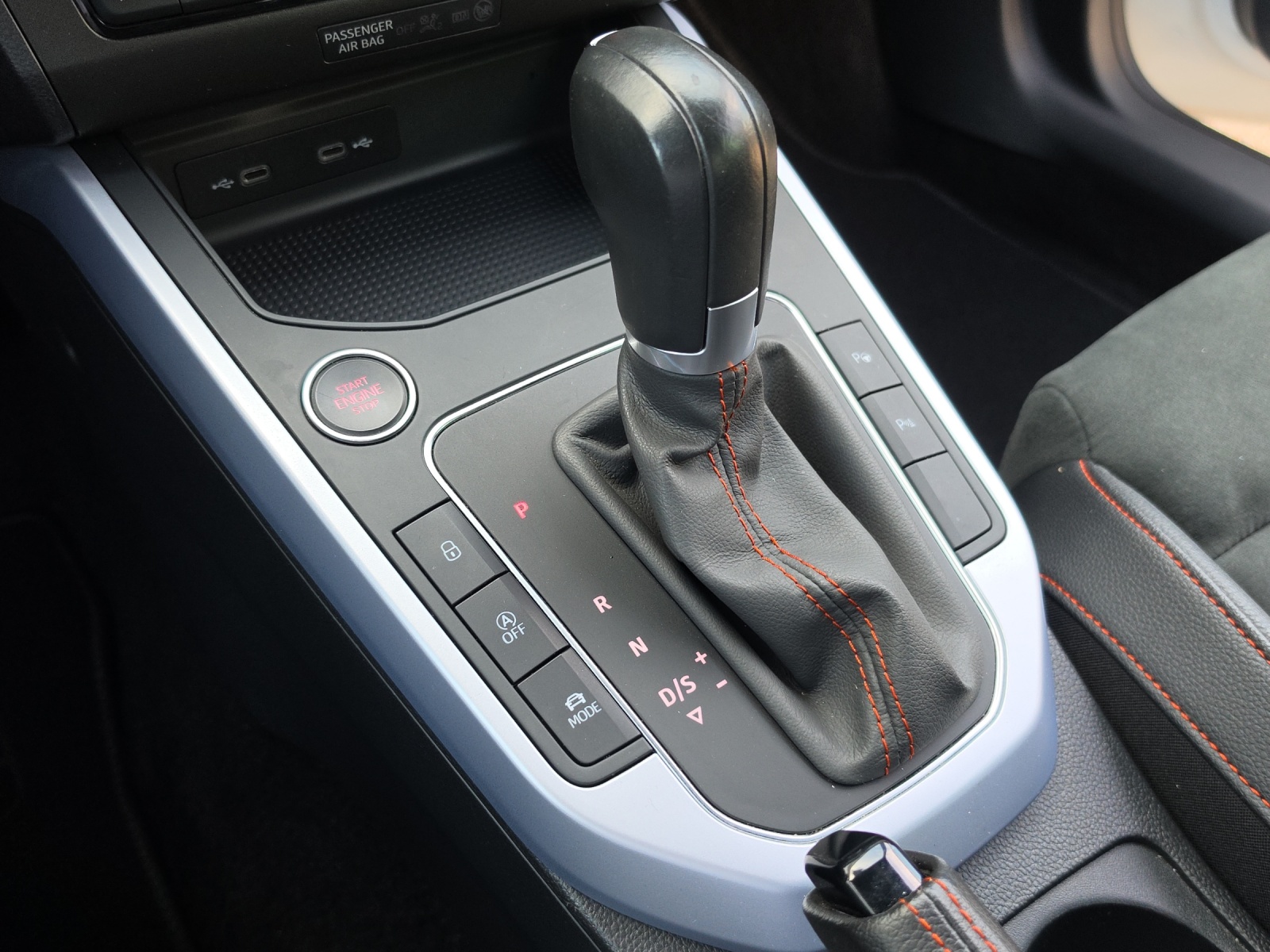 SEAT Arona 1.5 TSI FR DSG-image-12