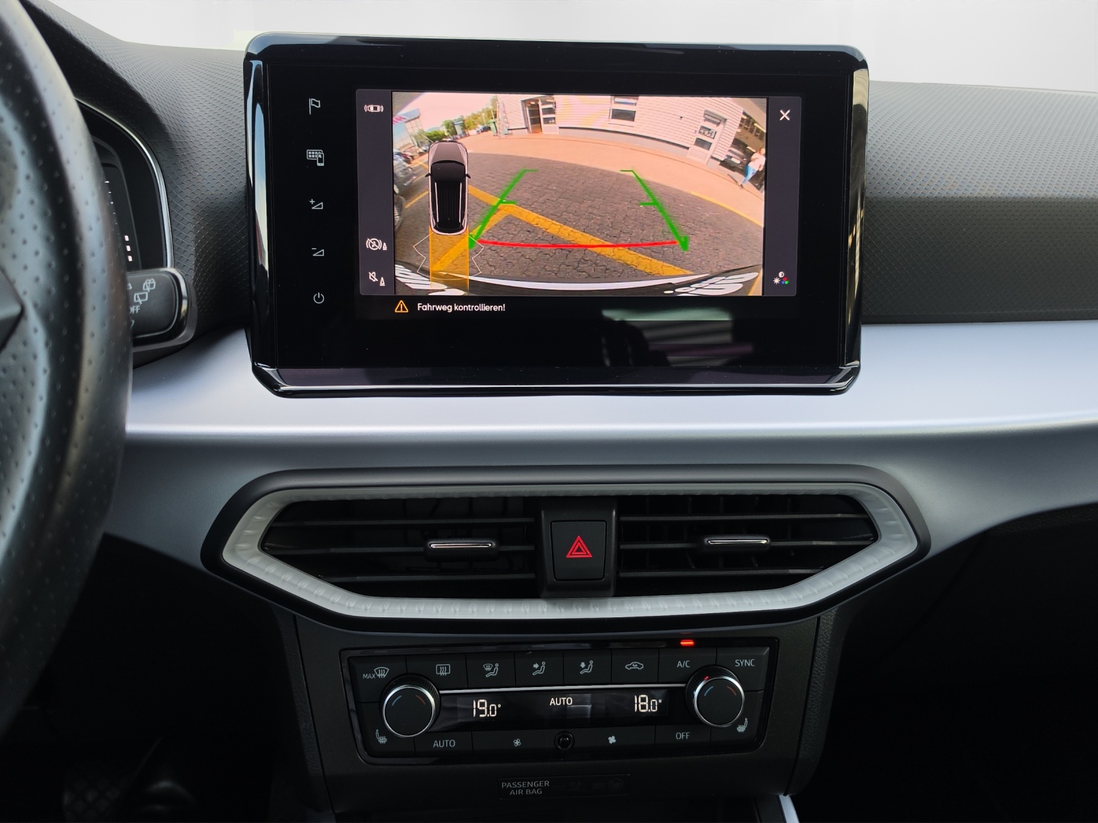 SEAT Arona 1.5 TSI FR DSG-image-13