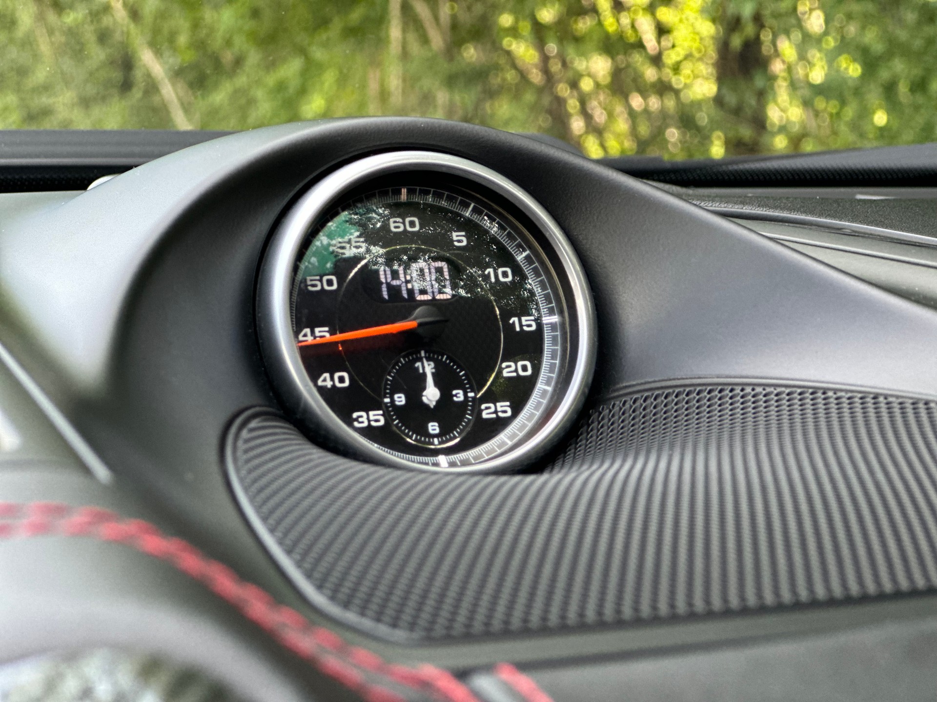 PORSCHE 4.8 V8 GTS TipT-image-9