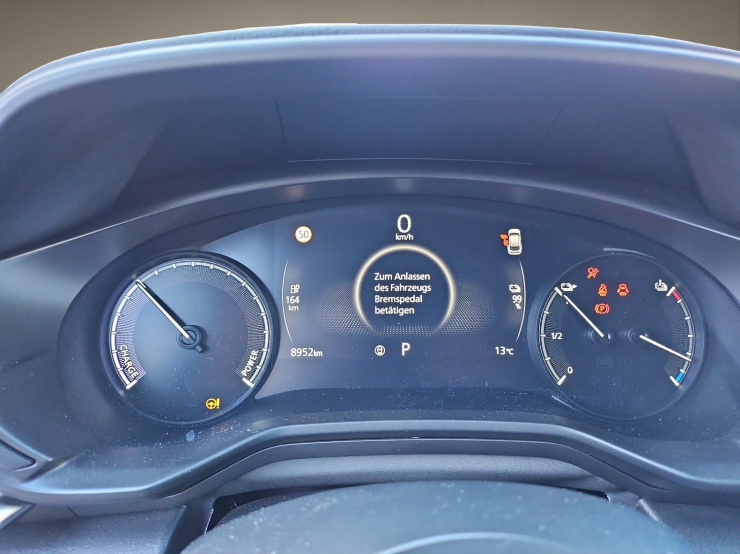 MAZDA MX-30 e-Skyactiv First Edition-image-14