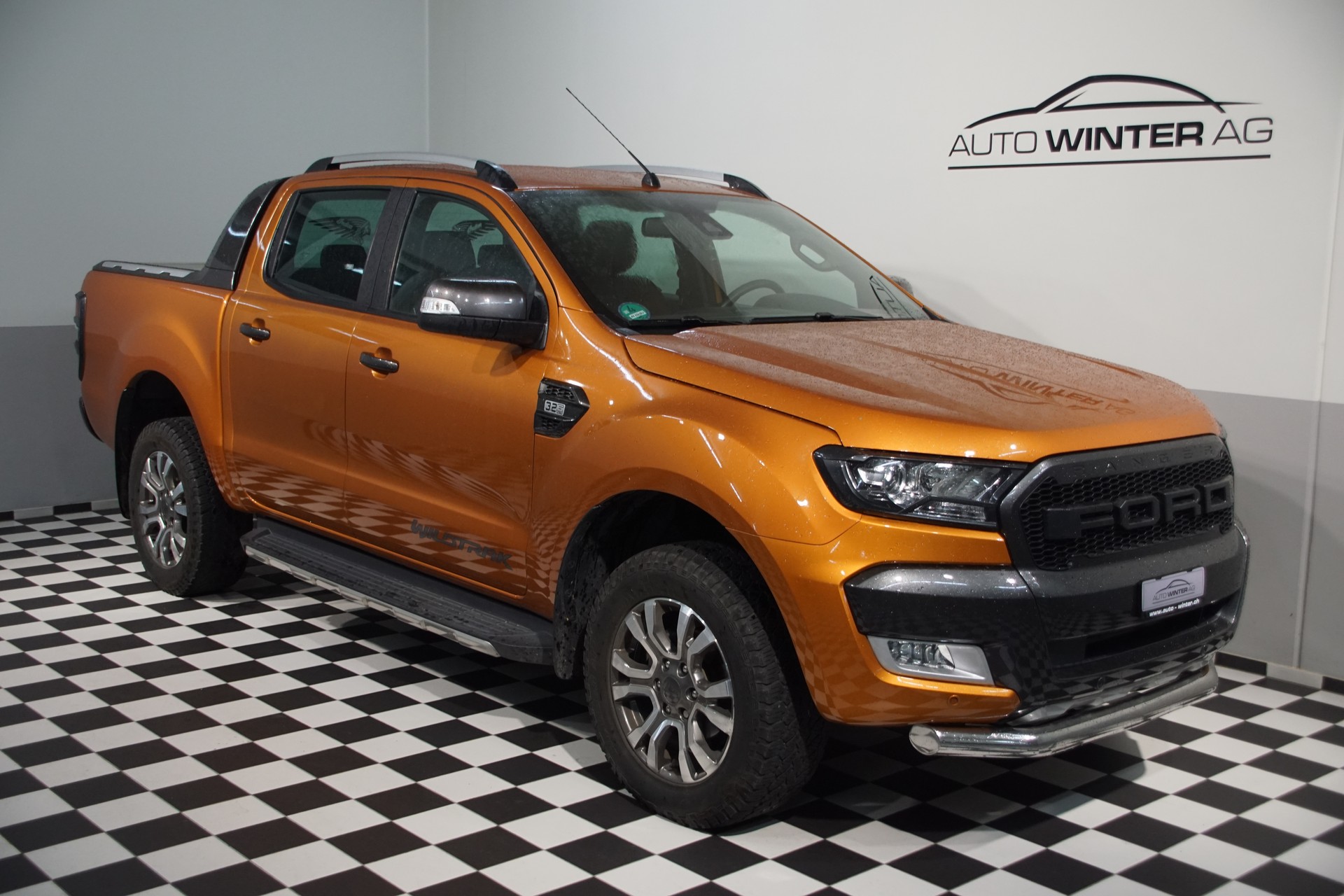FORD Ranger Wildtrak 3.2 TDCi 4x4 A-image-2