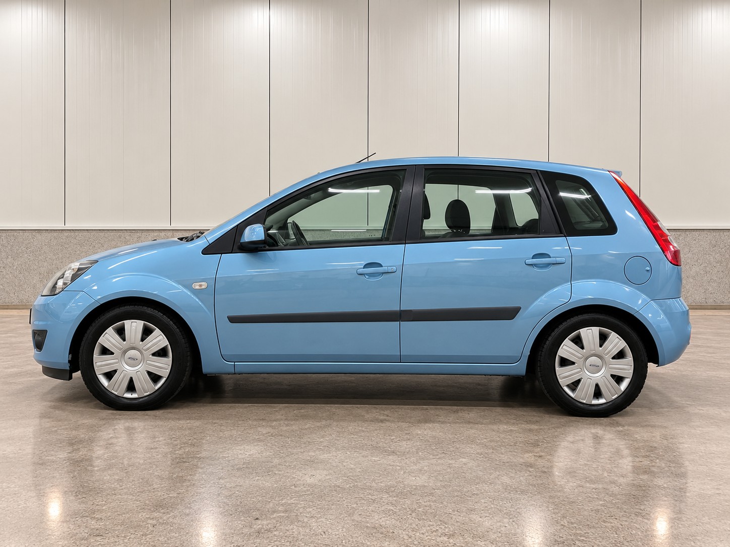 FORD Fiesta 1.6 16V Trend-image-1