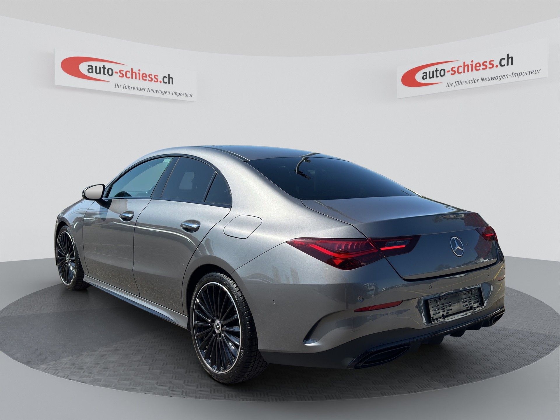 MERCEDES-BENZ CLA 200 d AMG Edition Night 8G-DCT-showroom-element-3