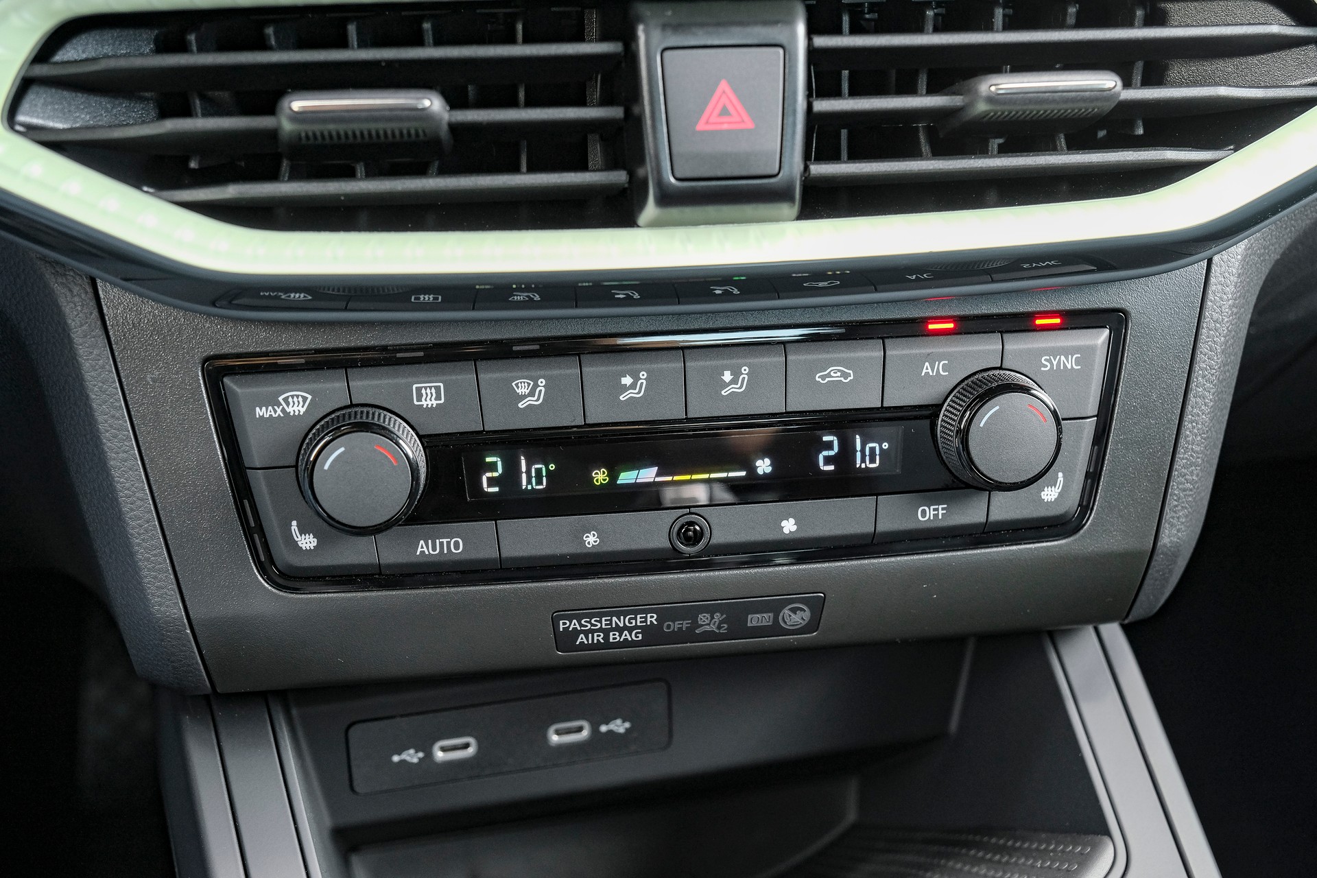 SEAT Arona 1.0 TSI Eco Style DSG-image-19