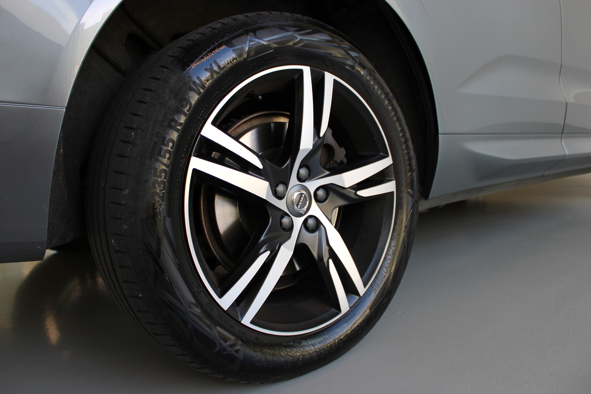 VOLVO XC60 D4 AWD R-Design Geartronic-image-22