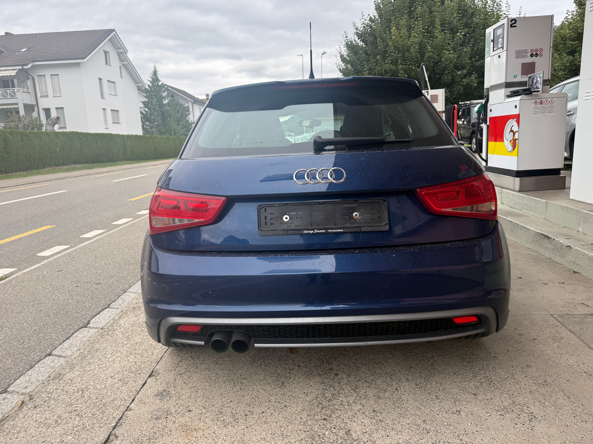 AUDI A1 Sportback Sport 1.4 TFSI Ambition S-tronic-image-4