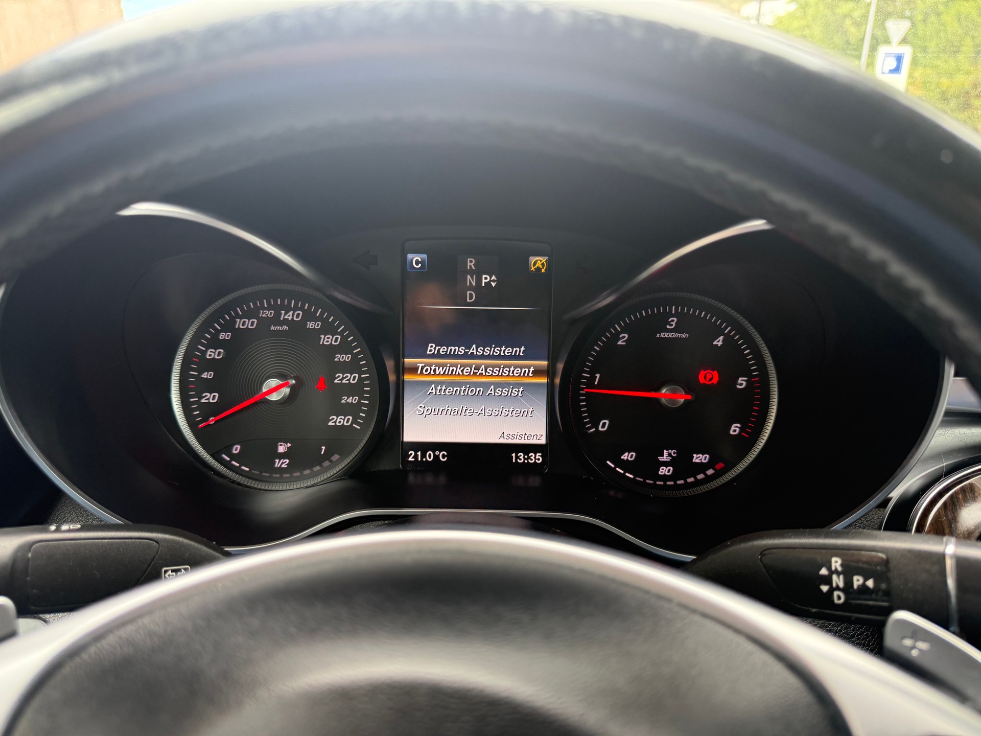 MERCEDES-BENZ GLC Coupé 250 d AMG Line 4Matic 9G-Tronic-image-8