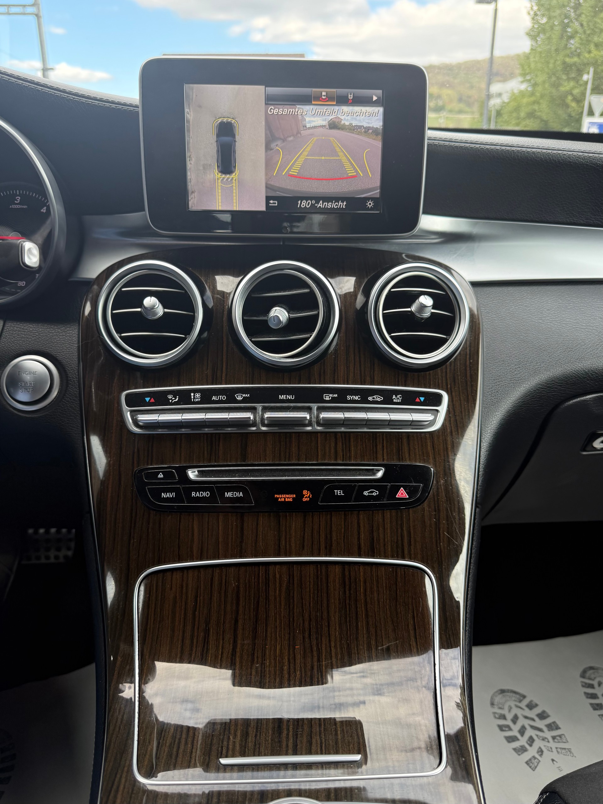 MERCEDES-BENZ GLC Coupé 250 d AMG Line 4Matic 9G-Tronic-image-6