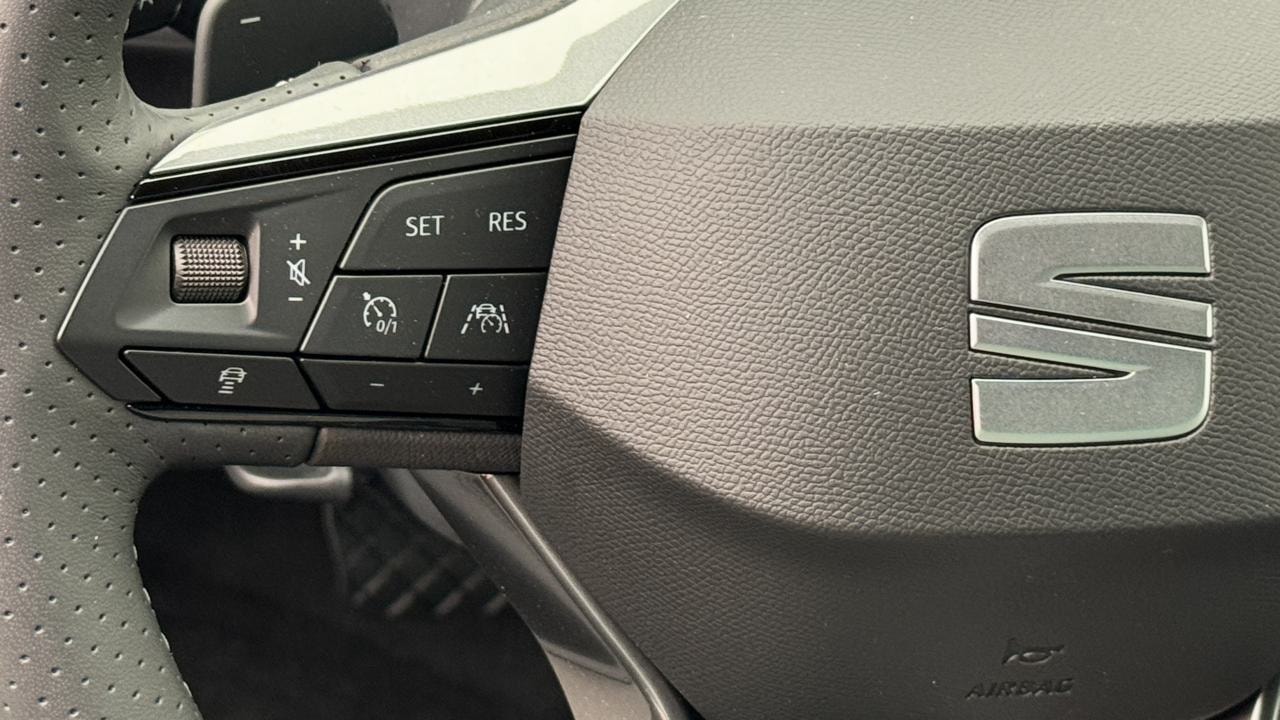 SEAT Arona 1.0 TSI Eco FR DSG-image-9