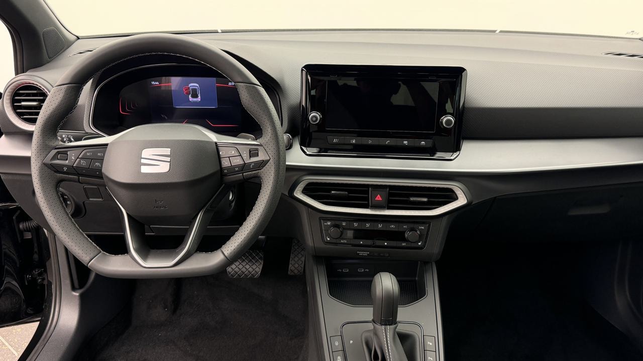 SEAT Arona 1.0 TSI Eco FR DSG-image-5