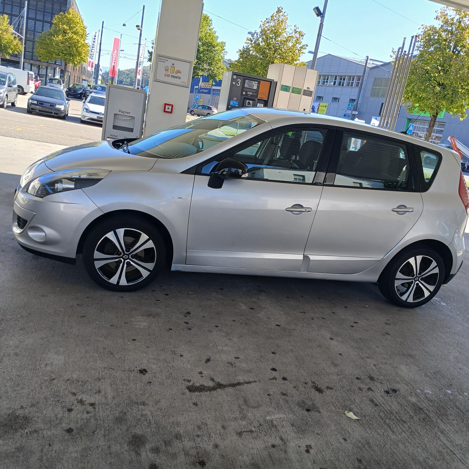 RENAULT 1.4 TCe 130 Bose Edition-image-0