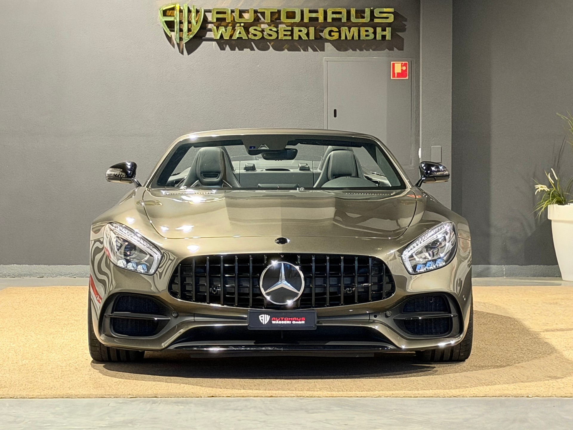 MERCEDES-BENZ AMG GT C Roadster Speedshift DCT-image-22