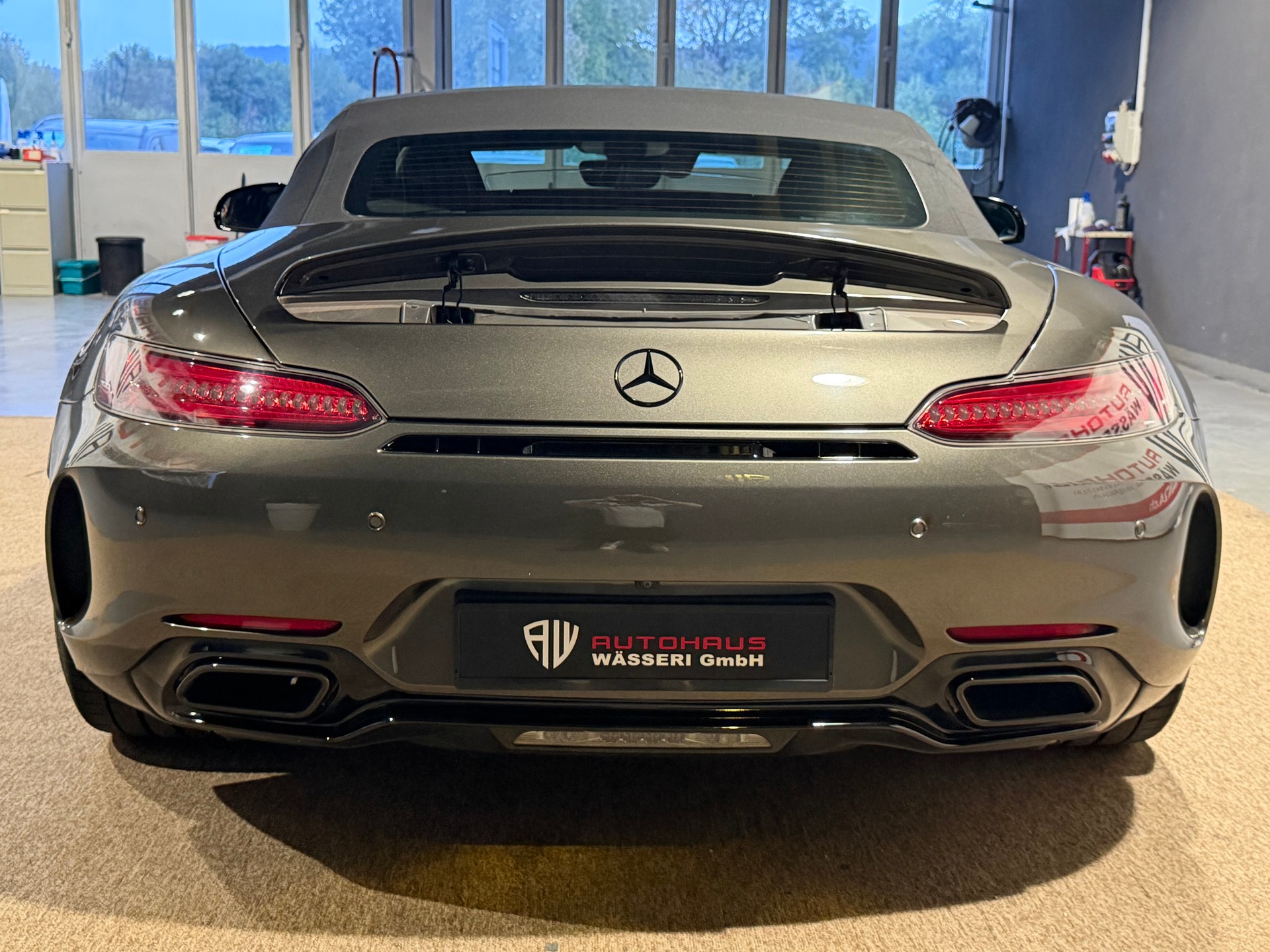 MERCEDES-BENZ AMG GT C Roadster Speedshift DCT-image-3