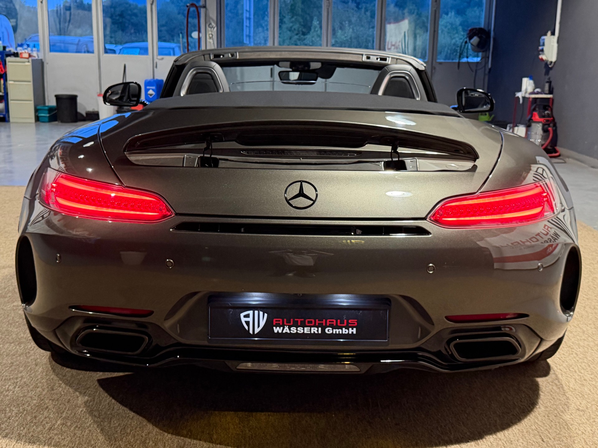 MERCEDES-BENZ AMG GT C Roadster Speedshift DCT-image-18