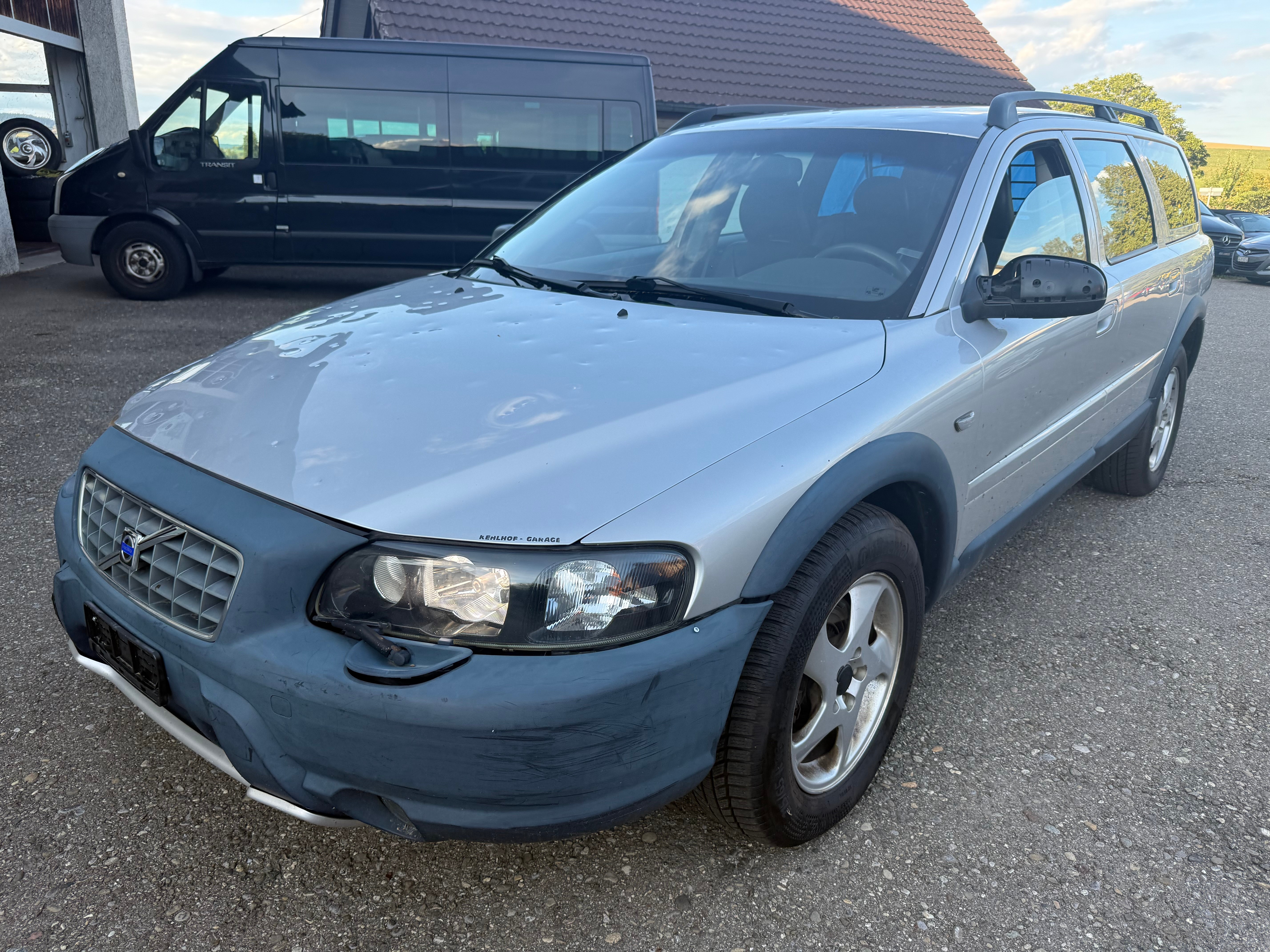 VOLVO XC70 2.5T AWD — slika 1
