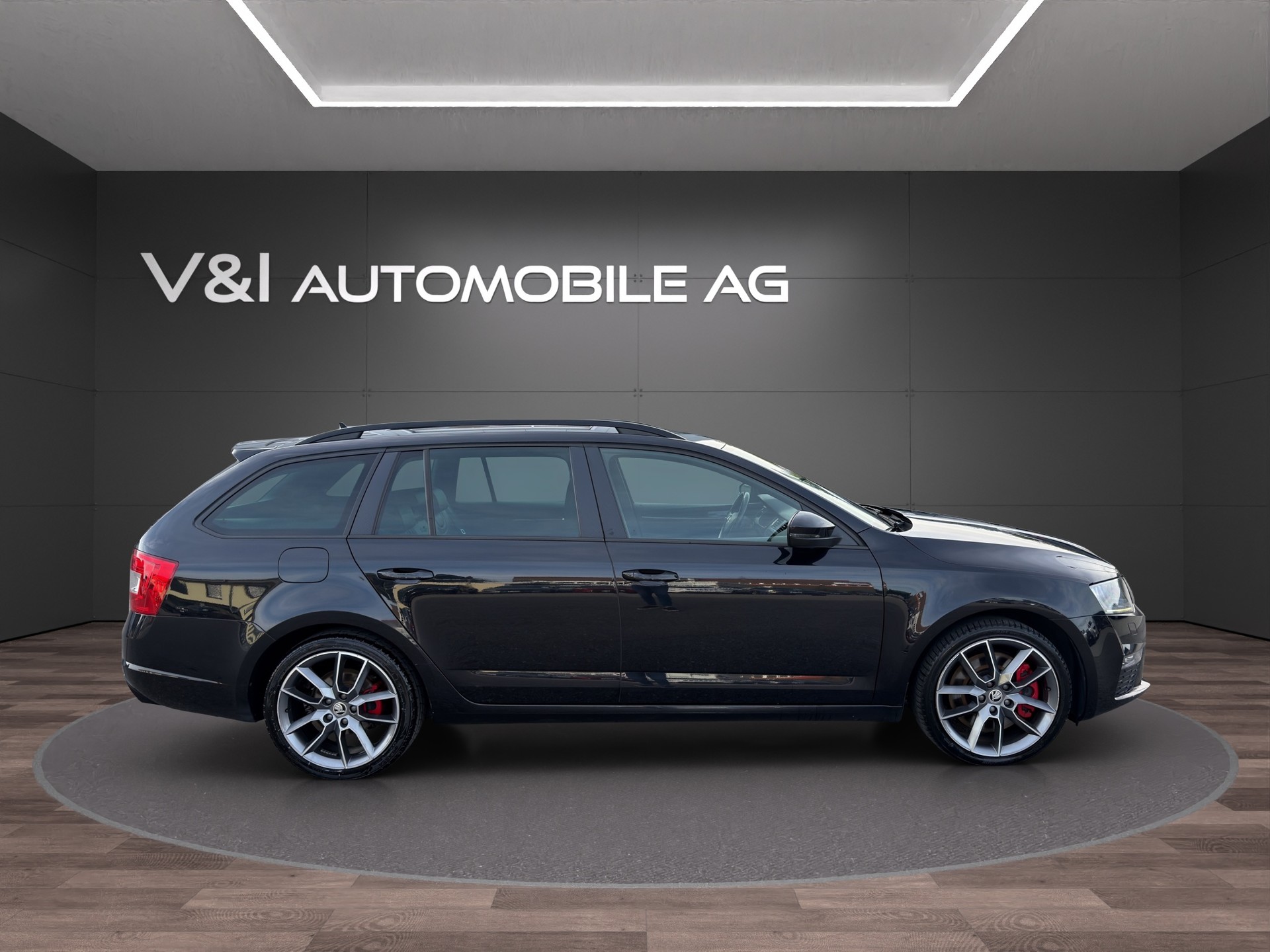 SKODA Octavia Combi 2.0 TSI RS DSG-image-4