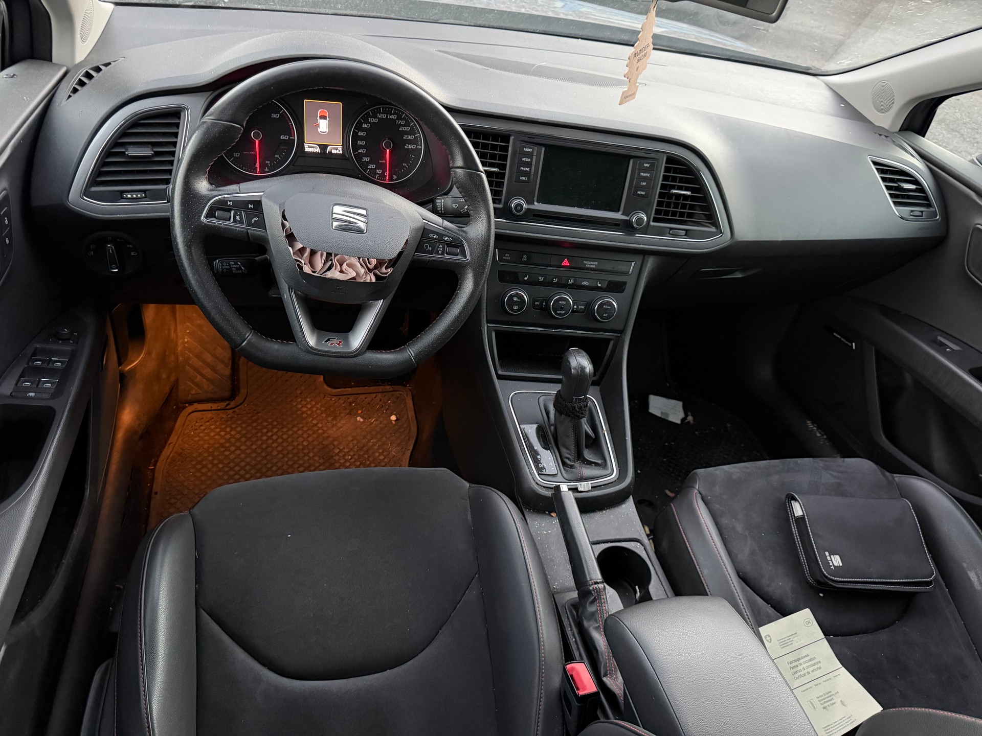 SEAT Leon SC 2.0 TDI FR DSG-image-5