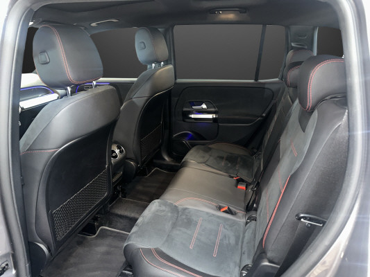 MERCEDES-BENZ GLB 200 d AMG Line 4MATIC-image-6