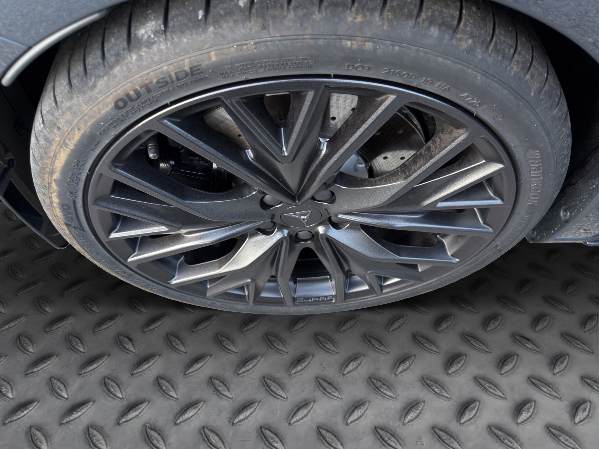 CUPRA LEON 2.0 TSI VZ DSG-image-16