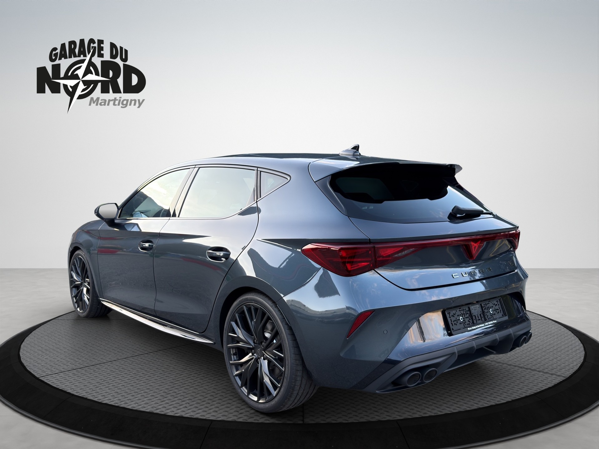 CUPRA LEON 2.0 TSI VZ DSG-image-3